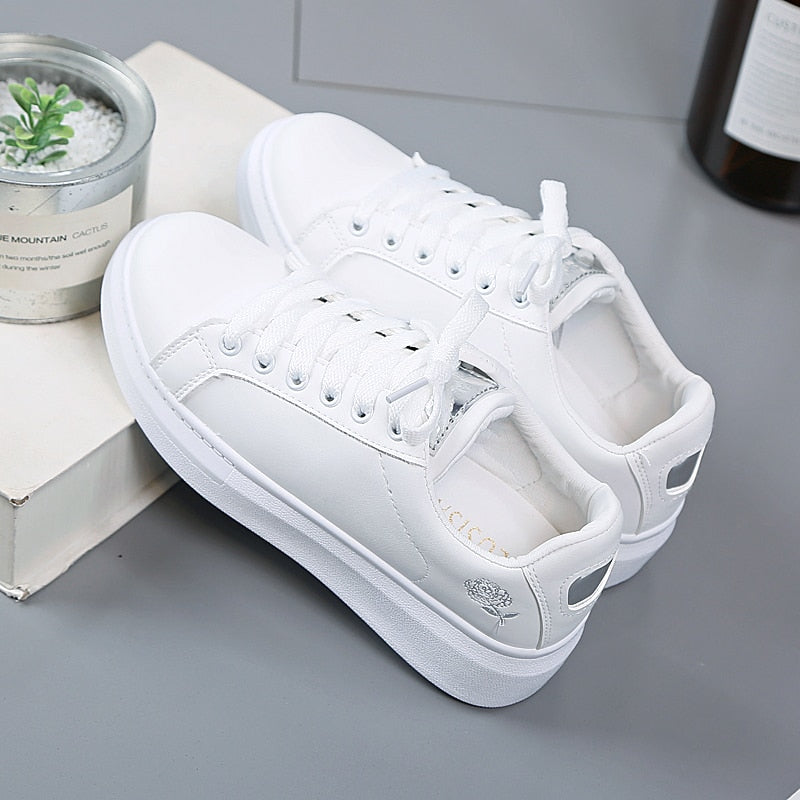 Breathable Flower Lace-Up Women Sneakers